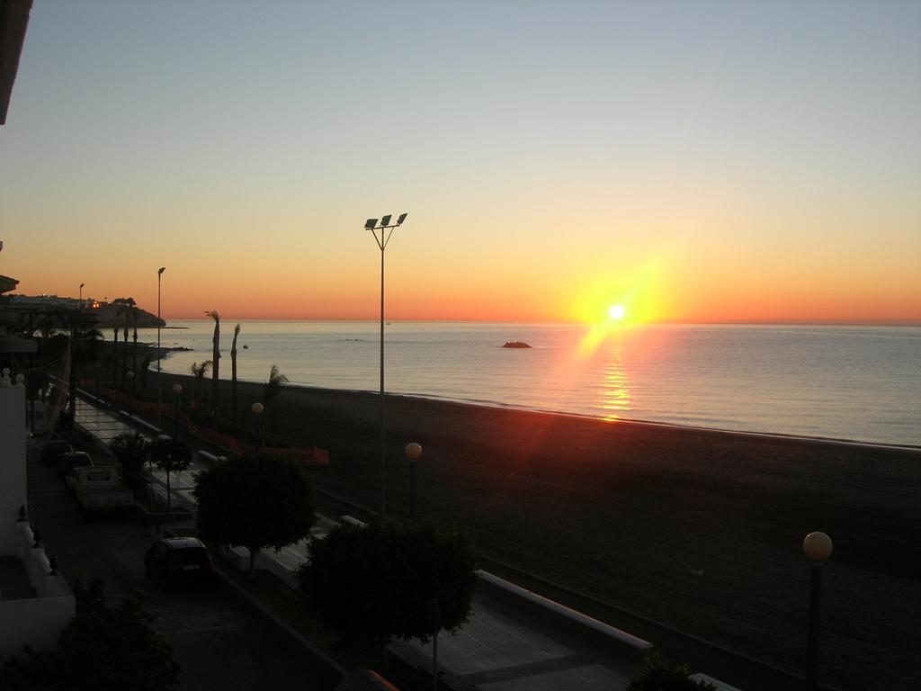 Neverending Sea La Cala Del Moral Екстер'єр фото